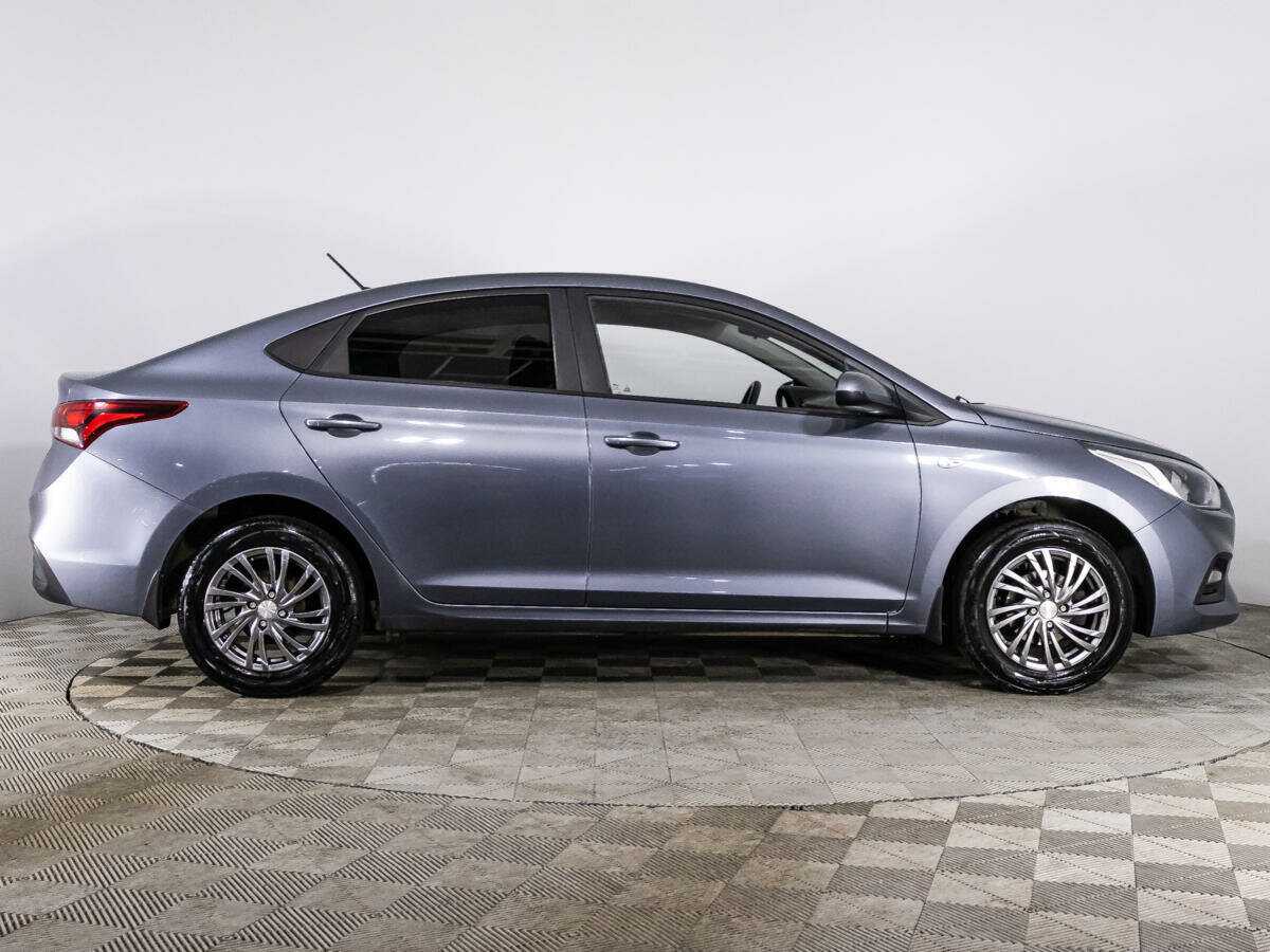 Купить Hyundai Solaris, 2019, 84 891 км, фото №4