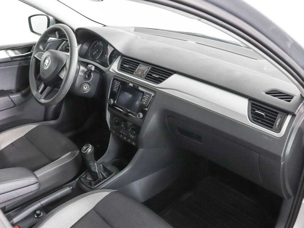 Купить Skoda Rapid, 2018, 127 499 км, фото №10