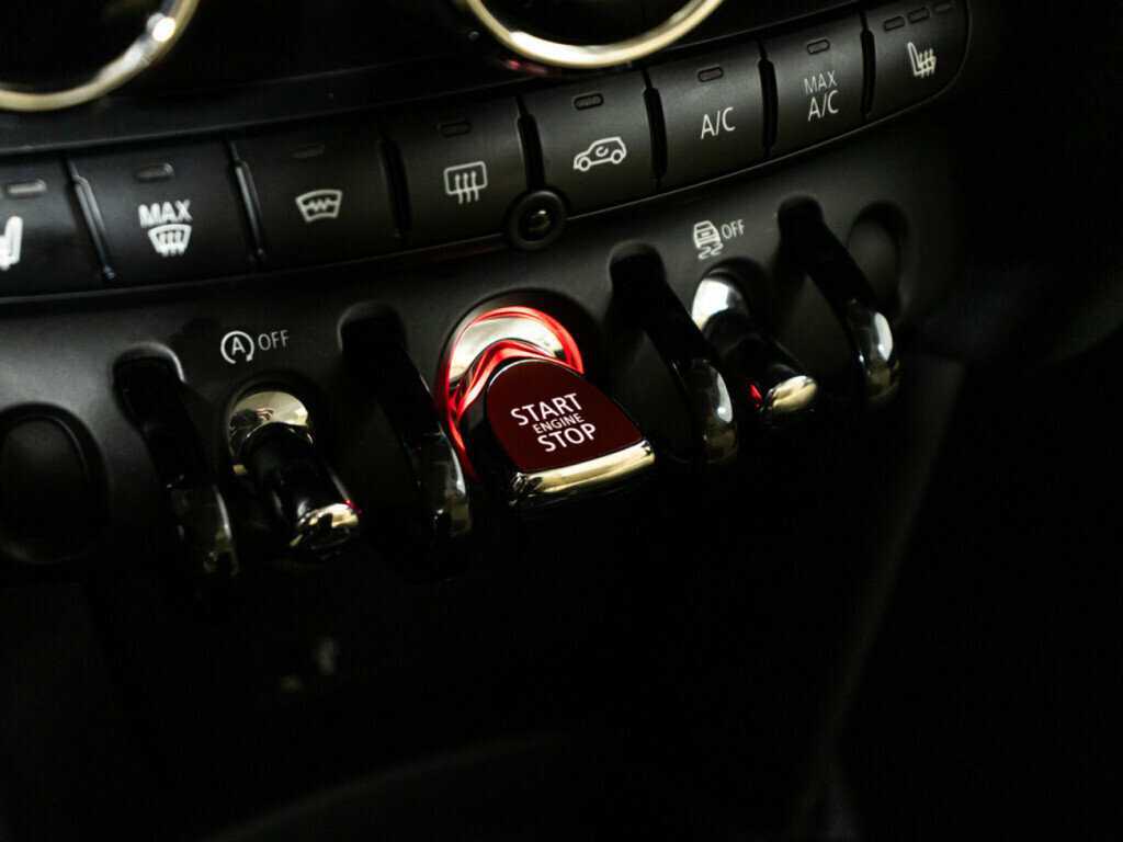 Купить Mini Hatch Cooper, 2021, 50 200 км, фото №15