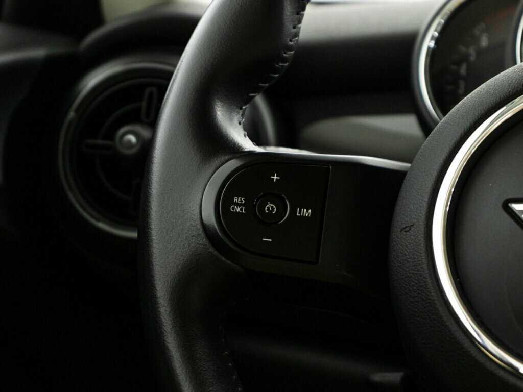 Купить Mini Hatch Cooper, 2021, 50 200 км, фото №19