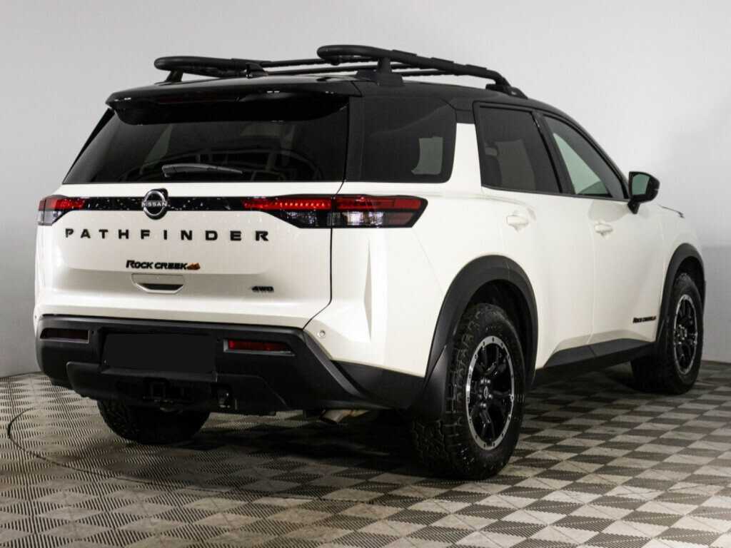 Купить Nissan Pathfinder, 2023, 3 086 км, фото №4