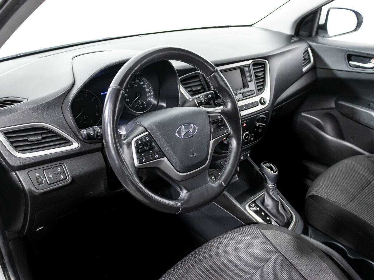 Купить Hyundai Solaris, 2018, 106 908 км, фото №11