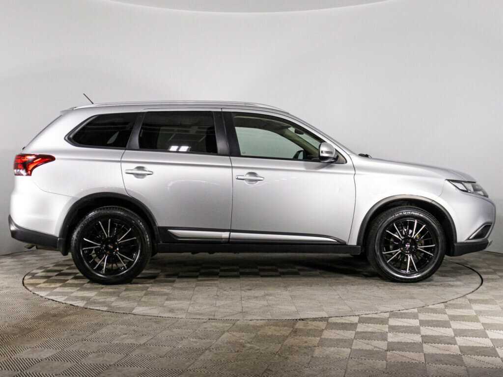 Купить Mitsubishi Outlander, 2016, 65 641 км, фото №4