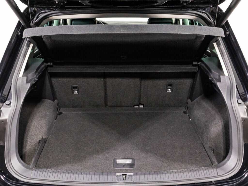 Купить Volkswagen Tiguan, 2020, 68 300 км, фото №15