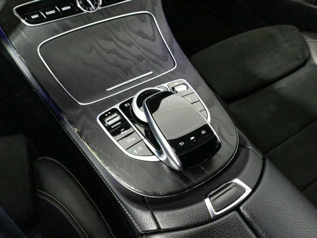 Купить Mercedes-Benz E-Класс 220 d, 2020, 95 786 км, фото №18