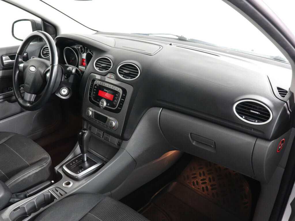 Купить Ford Focus, 2010, 145 492 км, фото №6