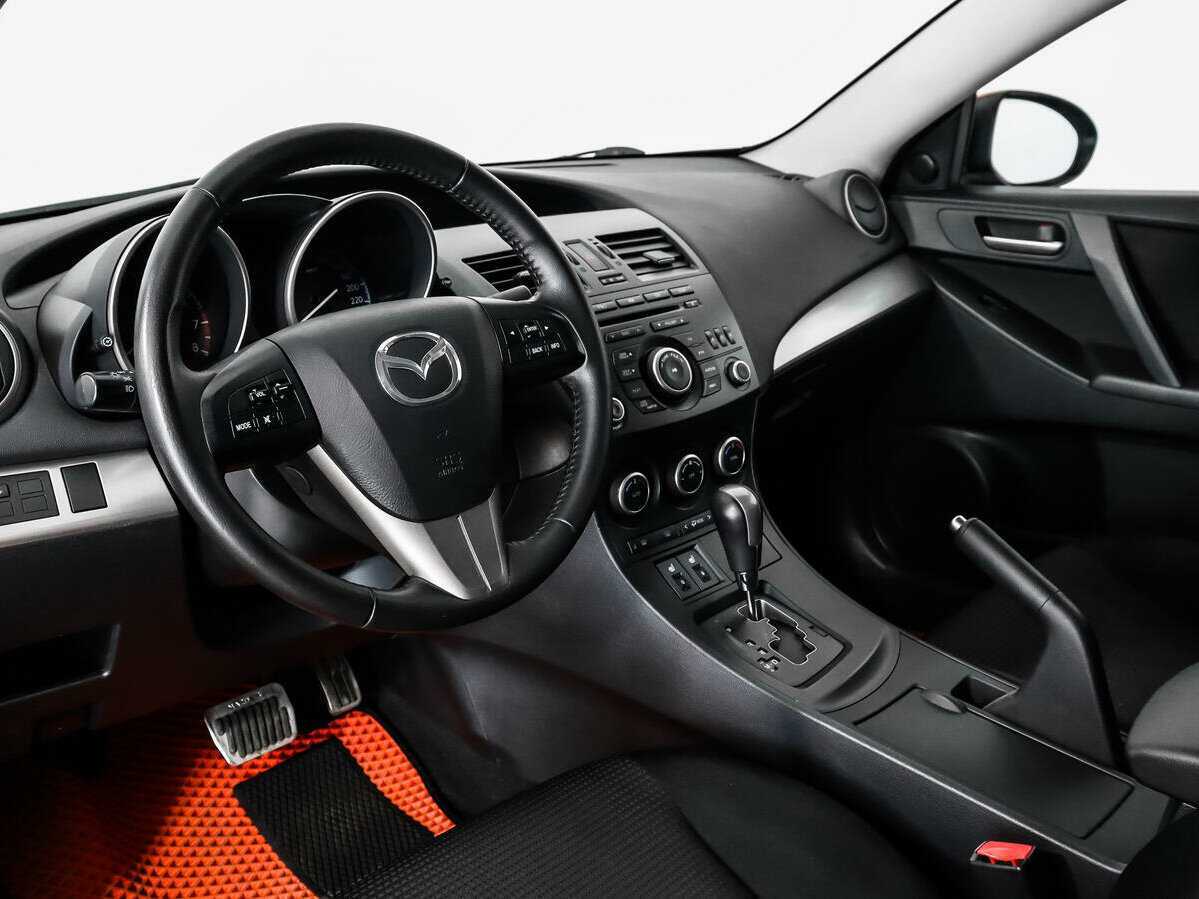 Купить Mazda 3, 2012, 105 799 км, фото №9