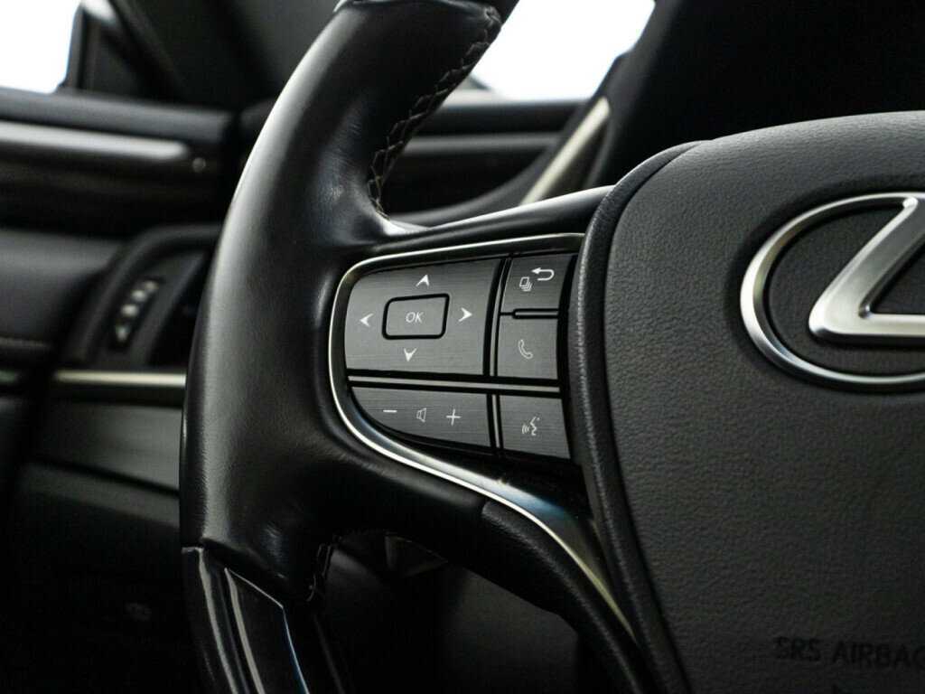 Купить Lexus ES 300h, 2020, 35 034 км, фото №28