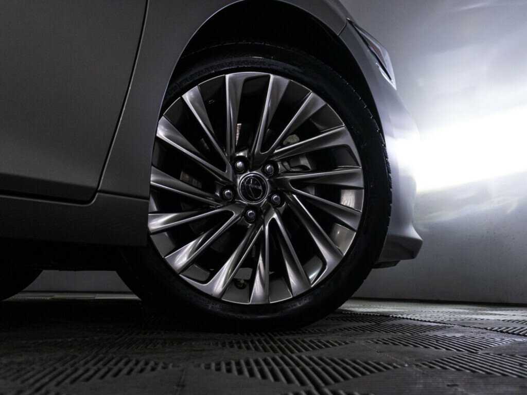 Купить Lexus ES 300h, 2020, 35 034 км, фото №32