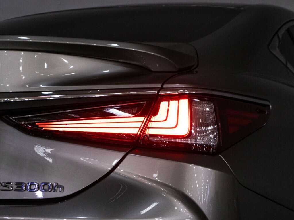 Купить Lexus ES 300h, 2020, 35 034 км, фото №34