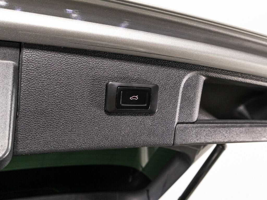 Купить Volkswagen Tiguan, 2021, 71 377 км, фото №15