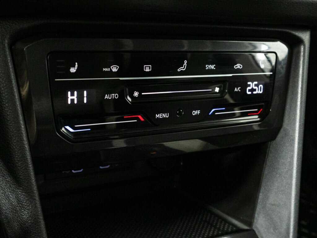 Купить Volkswagen Tiguan, 2021, 71 377 км, фото №18