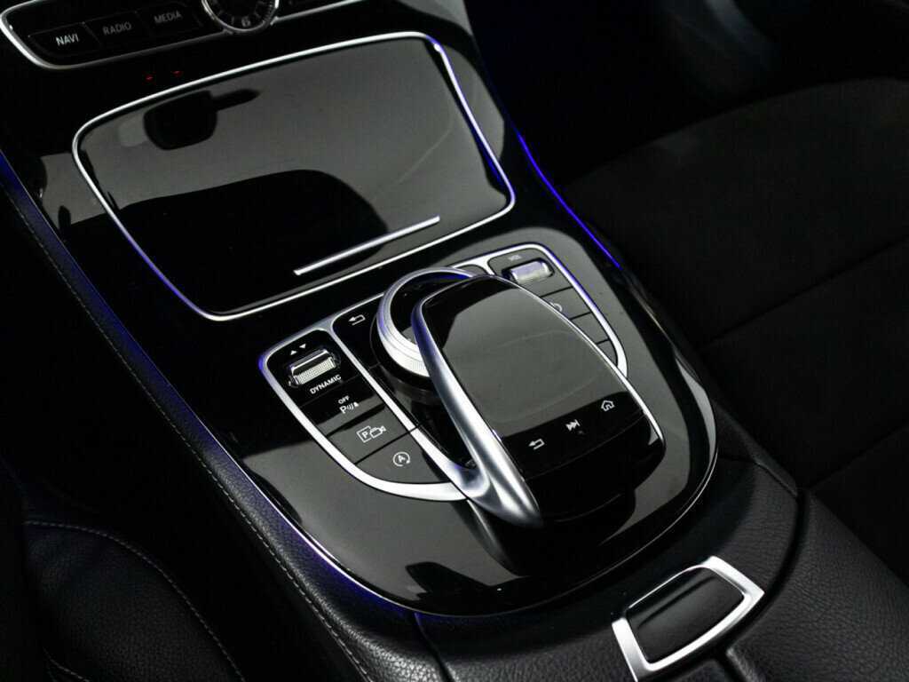 Купить Mercedes-Benz E-Класс 200, 2017, 98 794 км, фото №17