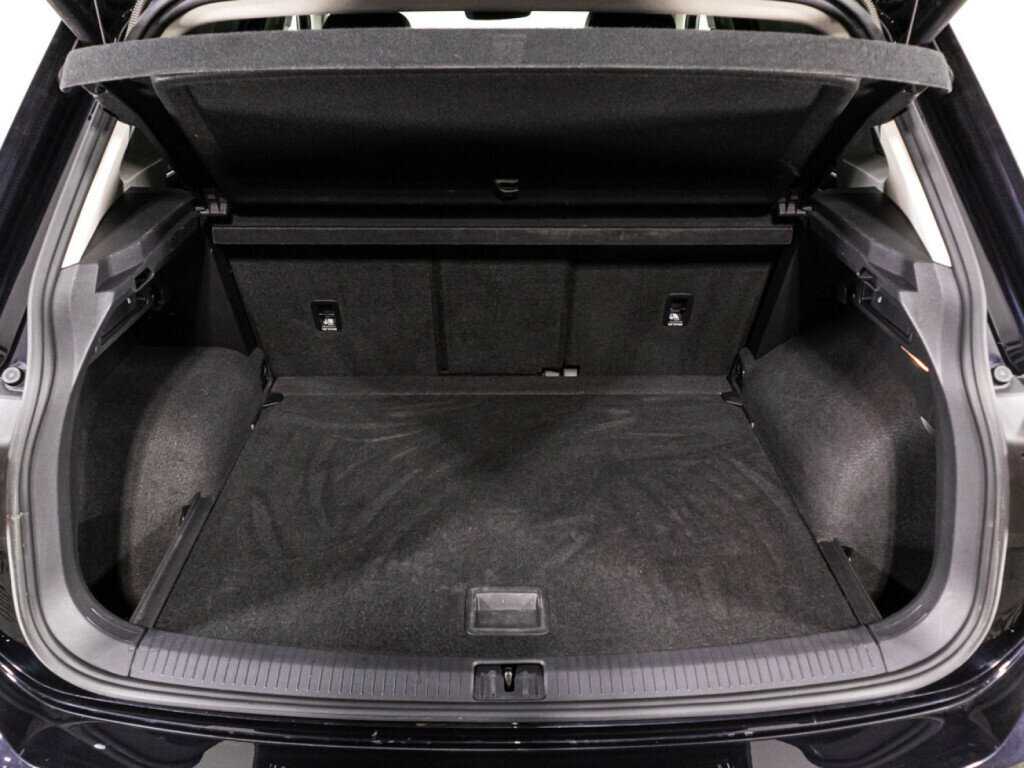 Купить Volkswagen Tiguan, 2018, 134 830 км, фото №14