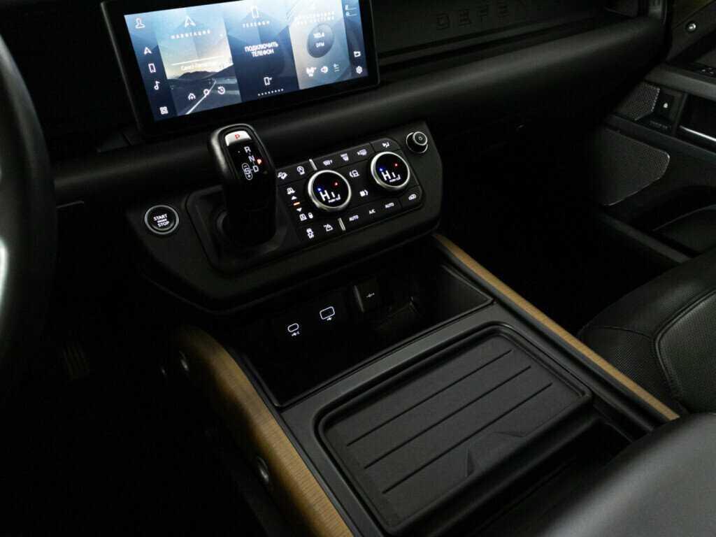 Купить Land Rover Defender 110, 2021, 76 500 км, фото №13