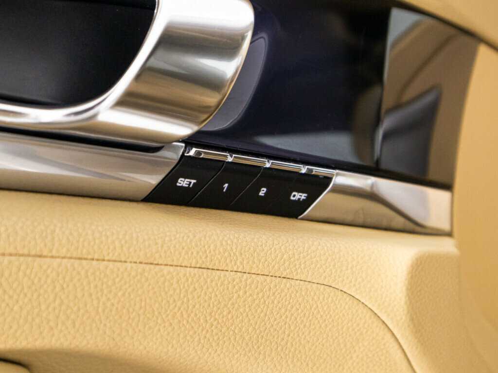 Купить Porsche Panamera 4, 2010, 166 804 км, фото №14