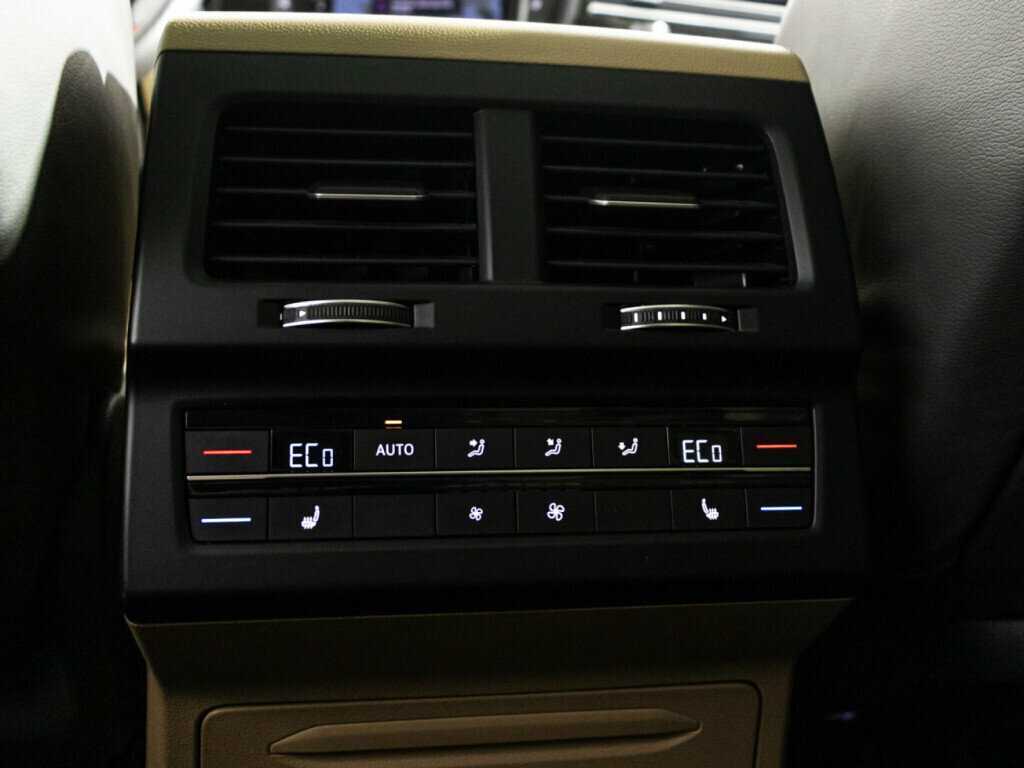 Купить Volkswagen Touareg, 2020, 92 975 км, фото №28