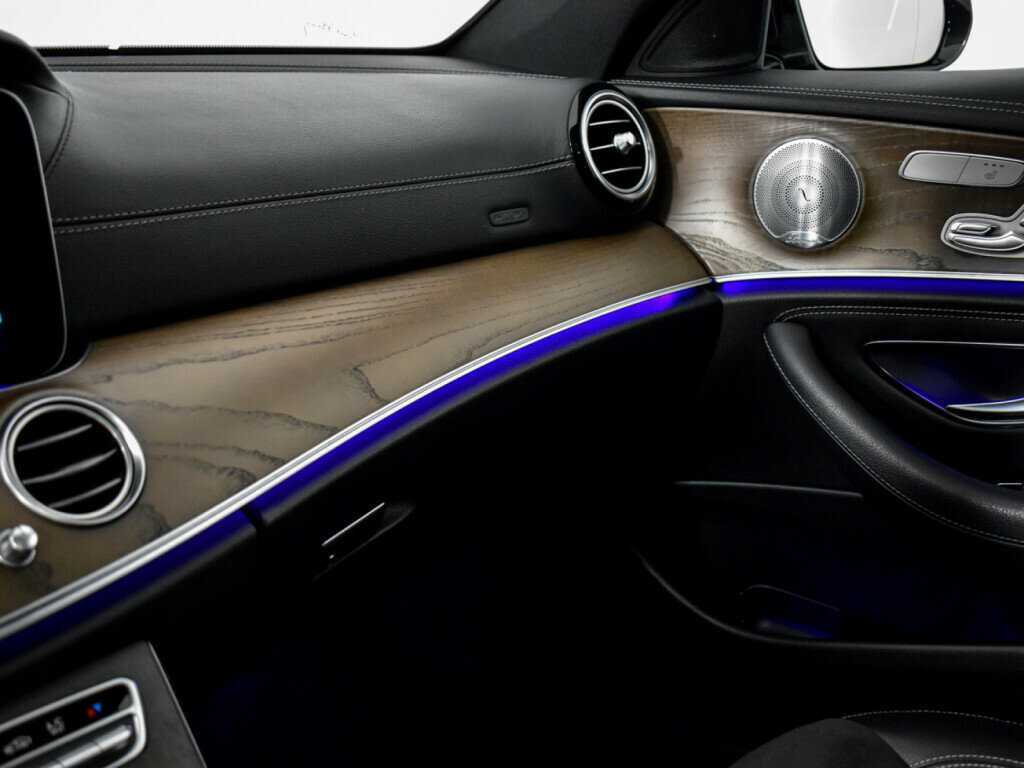 Купить Mercedes-Benz E-Класс 200, 2017, 104 006 км, фото №18