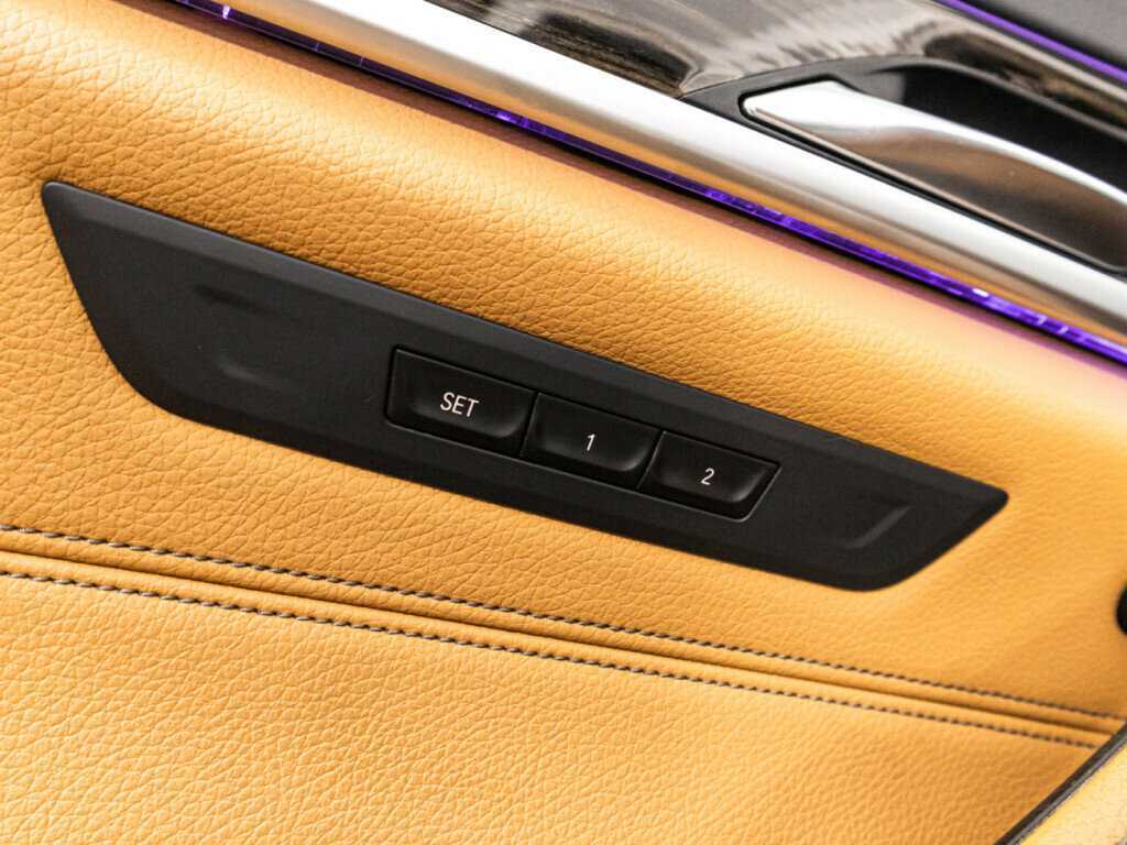 Купить BMW 5 серии 540i, 2019, 116 287 км, фото №23