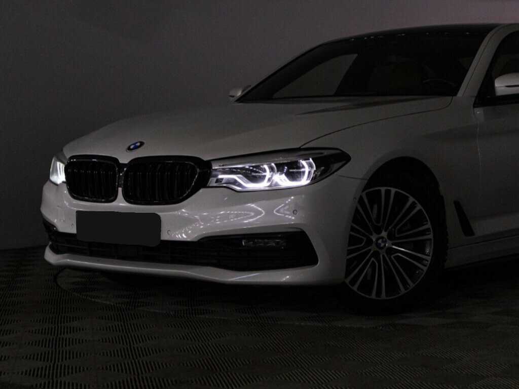Купить BMW 5 серии 540i, 2019, 116 287 км, фото №36