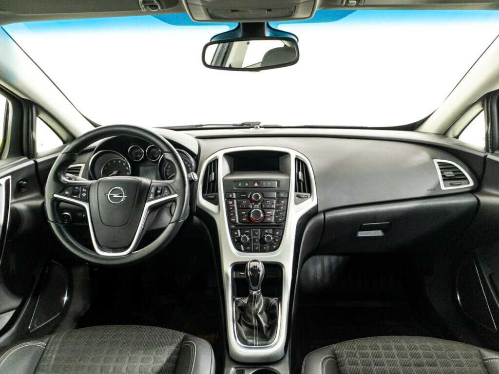 Купить Opel Astra GTC, 2011, 122 941 км, фото №13