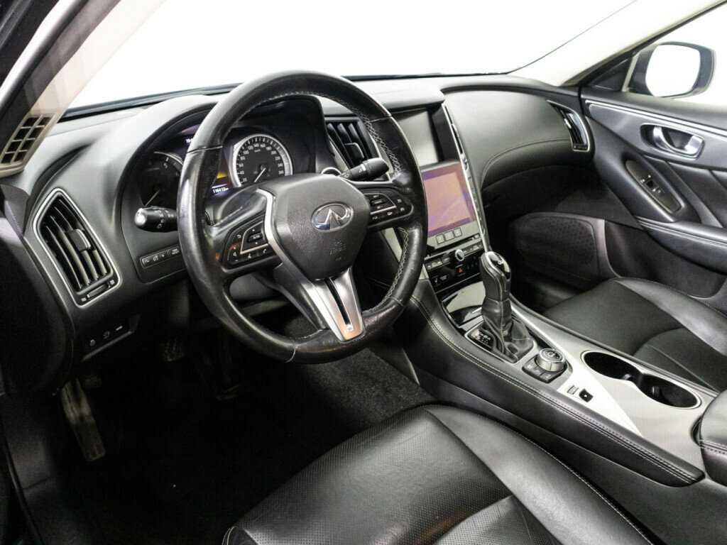 Купить Infiniti Q50, 2017, 116 412 км, фото №11