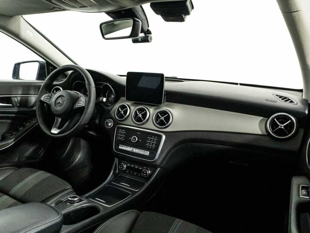 Купить Mercedes-Benz CLA 200, 2018, 118 094 км, фото №9