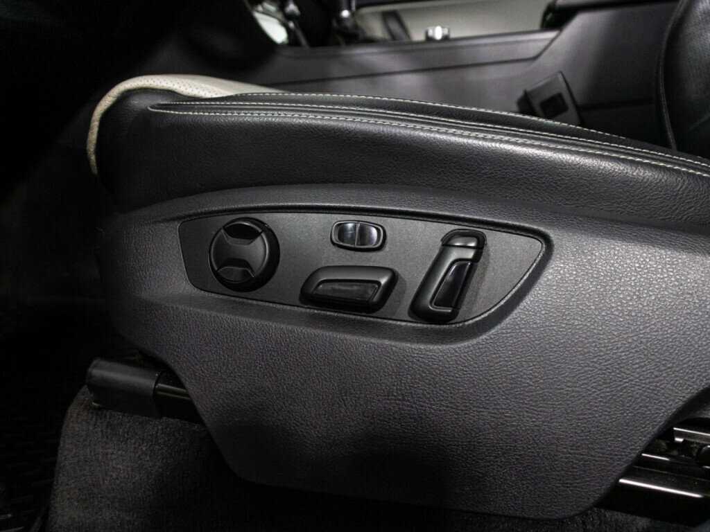 Купить Volkswagen Touareg, 2017, 121 810 км, фото №23