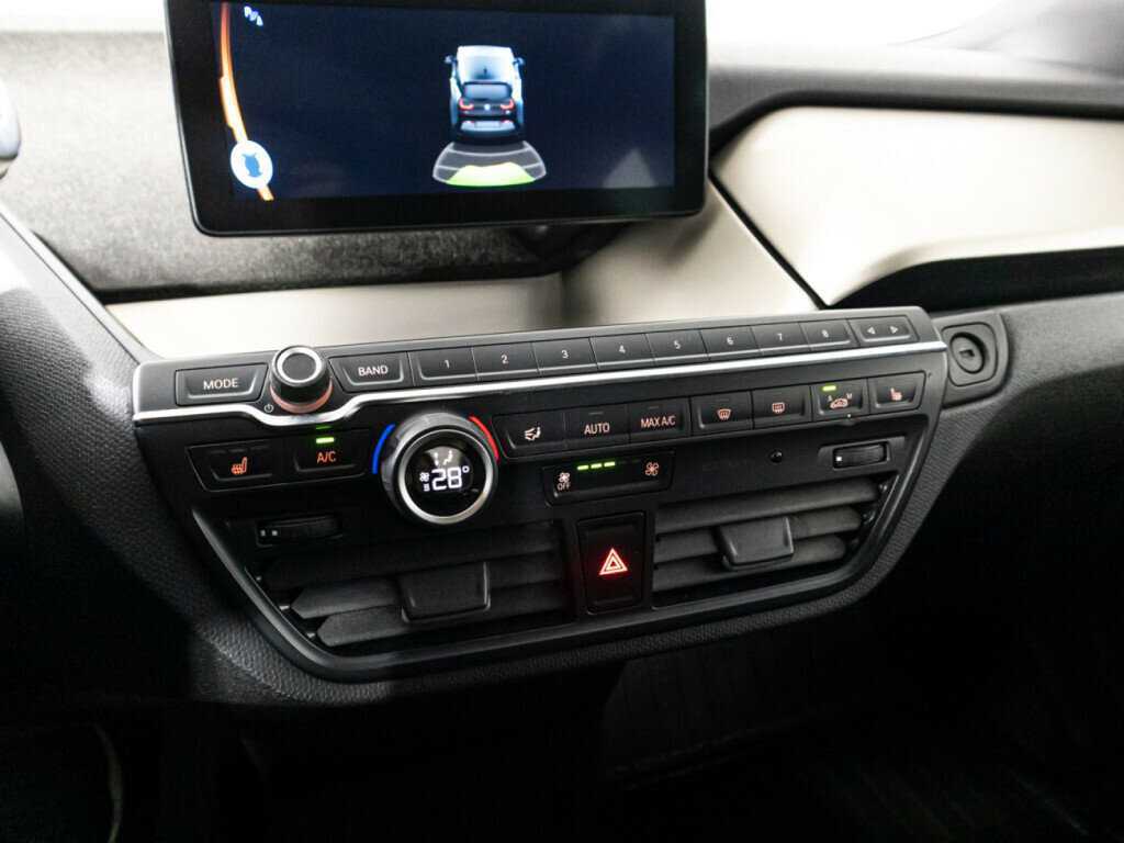 Купить BMW i3, 2016, 135 515 км, фото №17