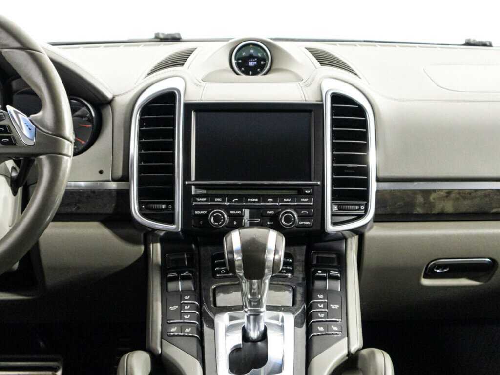 Купить Porsche Cayenne Turbo, 2010, 154 106 км, фото №13