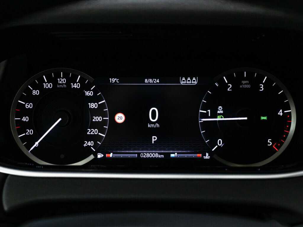 Купить Land Rover Range Rover Evoque, 2020, 28 500 км, фото №12