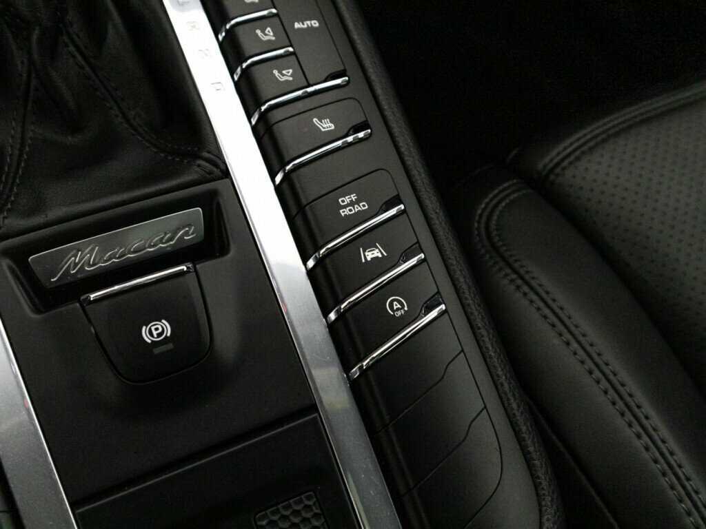 Купить Porsche Macan, 2018, 77 359 км, фото №19