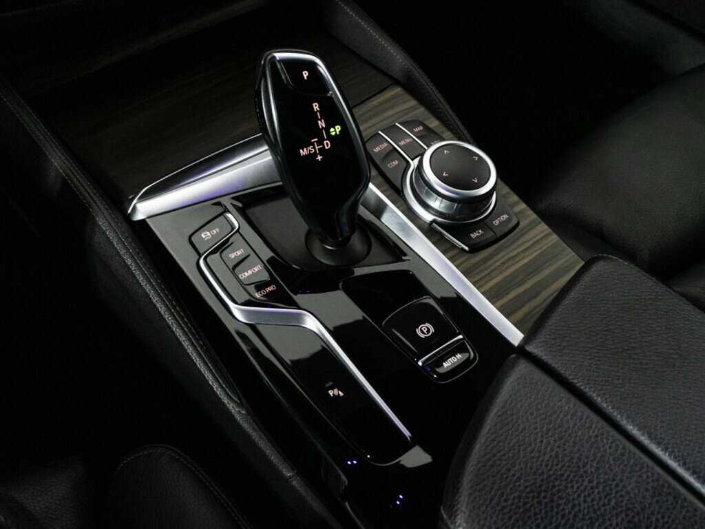 Купить BMW 5 серии 520d xDrive, 2021, 79 833 км, фото №20