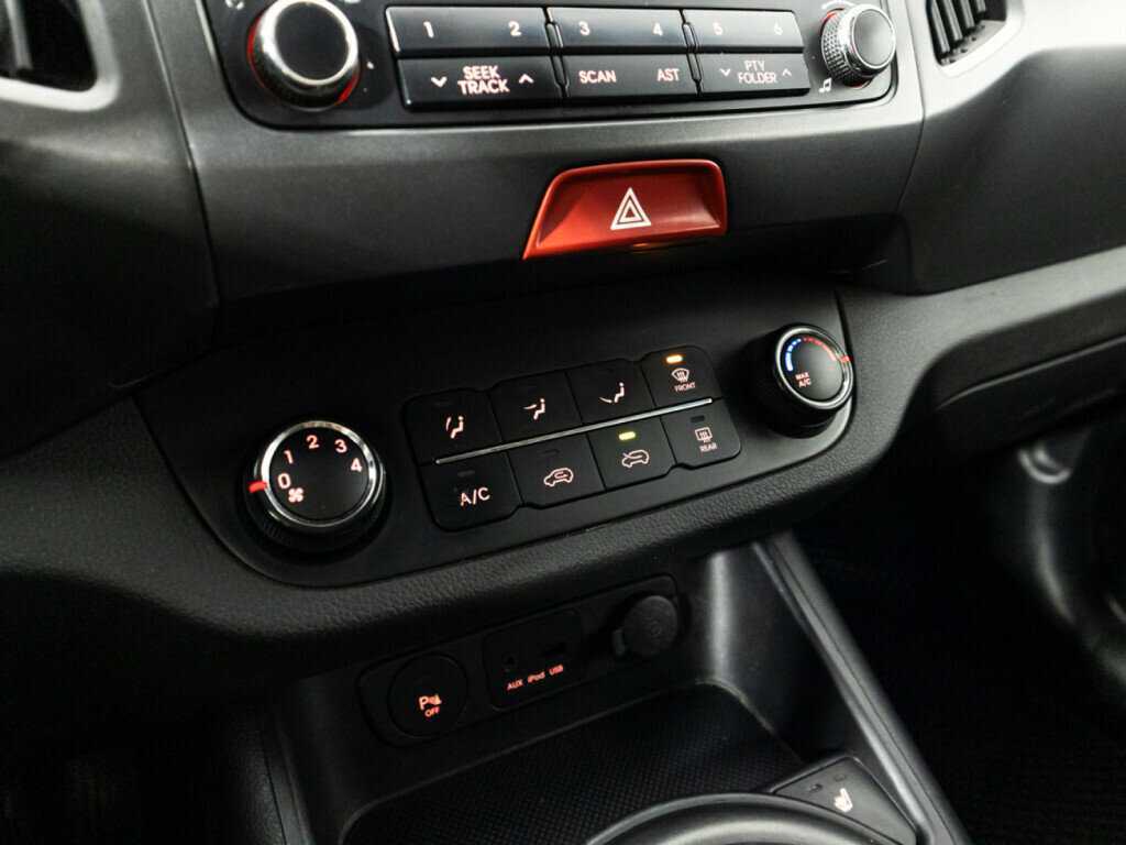 Купить Kia Sportage, 2010, 176 056 км, фото №15