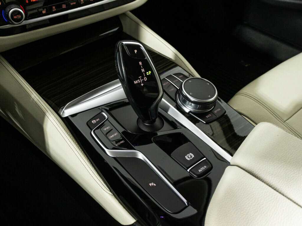 Купить BMW 5 серии 520d xDrive, 2016, 106 752 км, фото №20