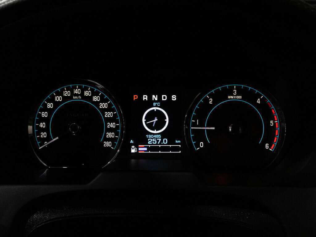 Купить Jaguar XF, 2011, 190 359 км, фото №12