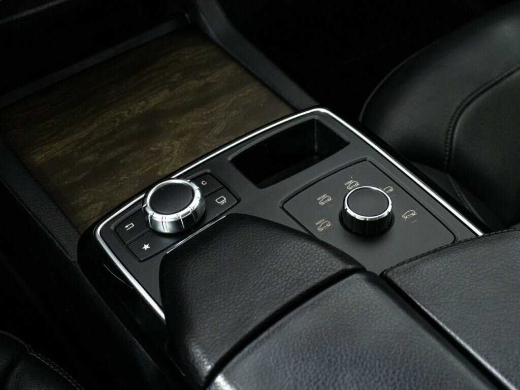 Купить Mercedes-Benz GLE 400, 2016, 152 906 км, фото №19