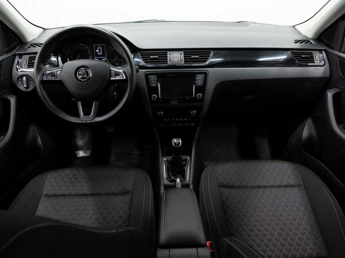 Купить Skoda Rapid, 2018, 98 000 км, фото №15