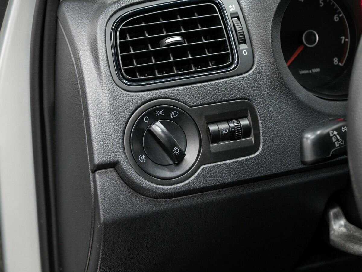 Купить Volkswagen Polo, 2011, 196 832 км, фото №15