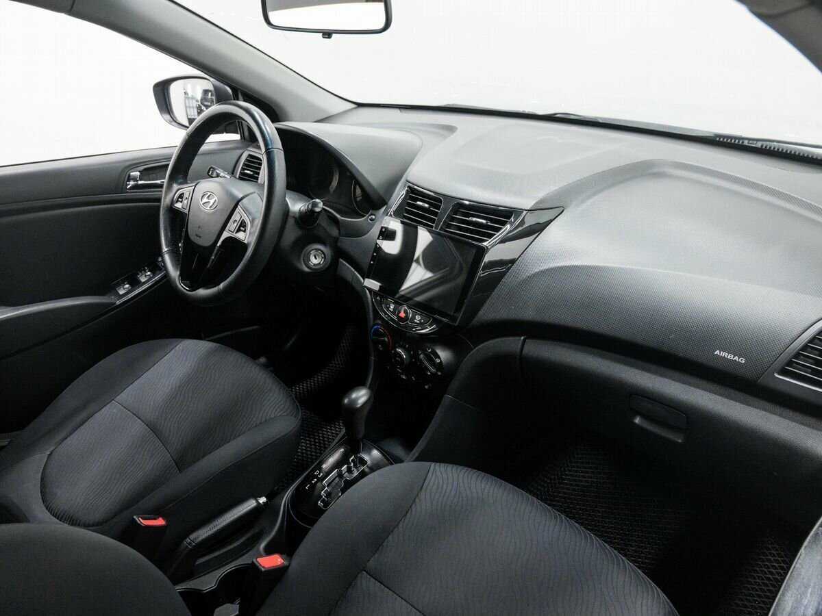 Купить Hyundai Solaris, 2011, 185 000 км, фото №7