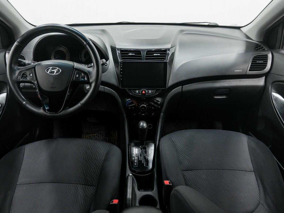 Купить Hyundai Solaris, 2011, 185 000 км, фото №10