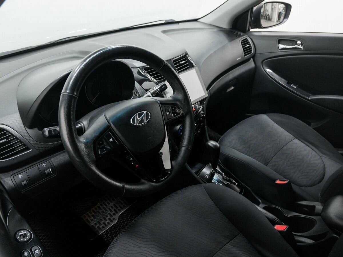 Купить Hyundai Solaris, 2011, 185 000 км, фото №13