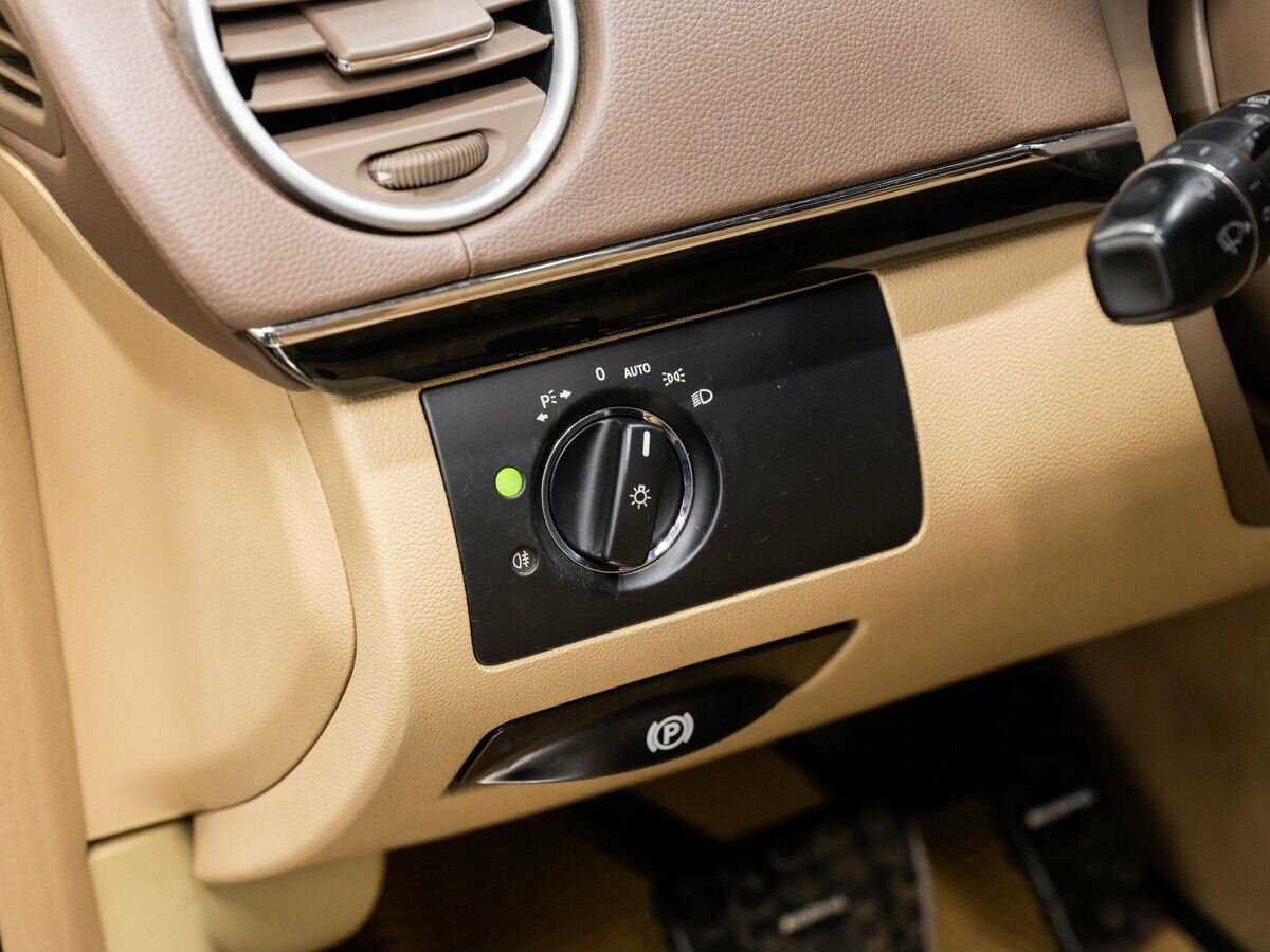 Купить Mercedes-Benz GL-Класс 350, 2011, 307 838 км, фото №20