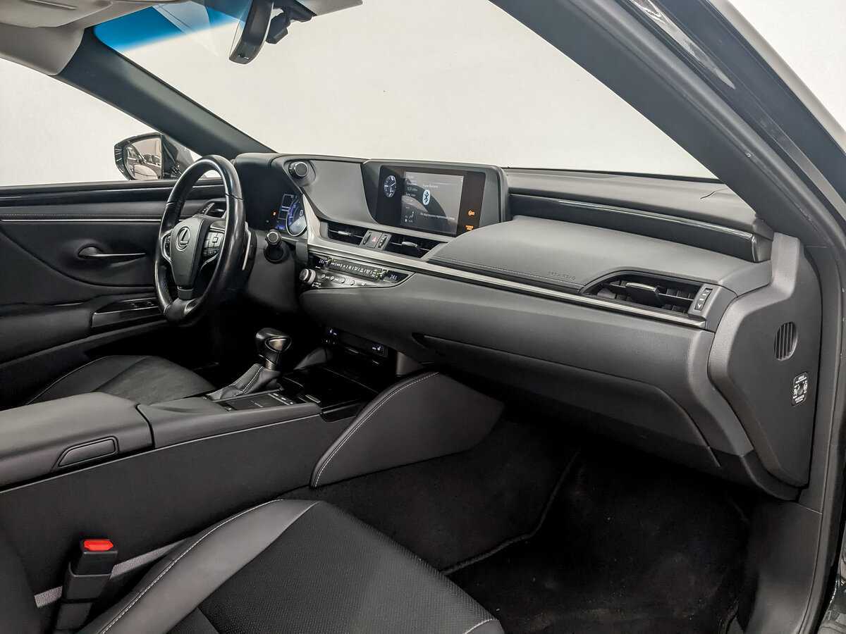 Купить Lexus ES 250, 2021, 92 360 км, фото №11