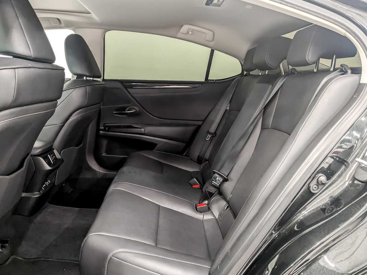 Купить Lexus ES 250, 2021, 92 360 км, фото №12