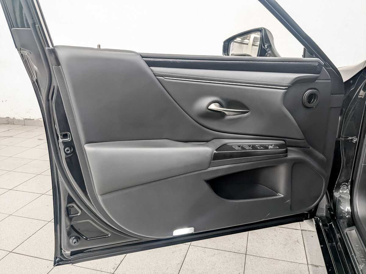 Купить Lexus ES 250, 2021, 92 360 км, фото №19