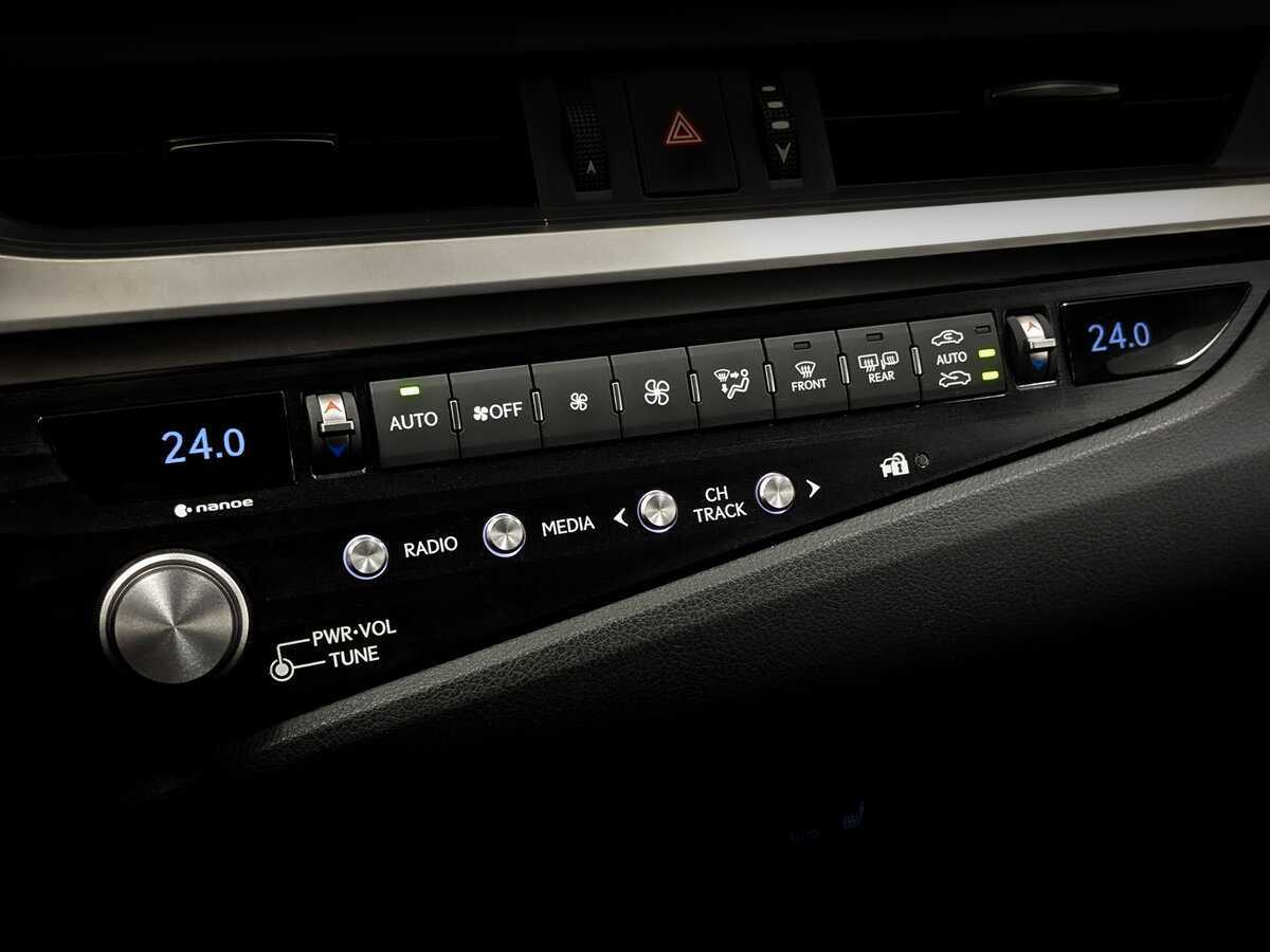 Купить Lexus ES 250, 2021, 92 360 км, фото №26