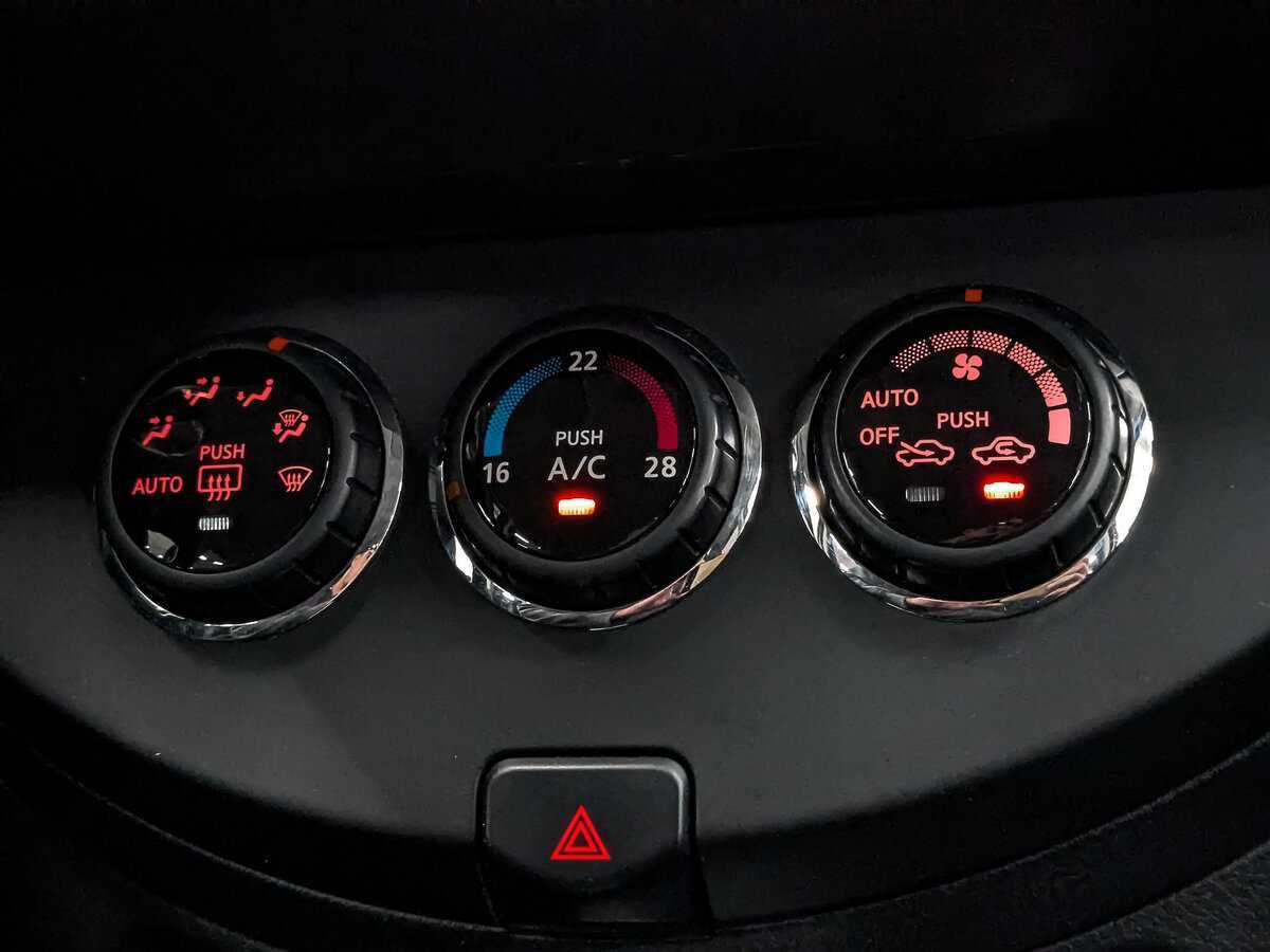 Купить Nissan Note, 2011, 167 281 км, фото №21