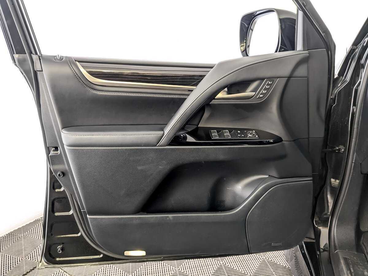Купить Lexus LX 450d, 2020, 117 279 км, фото №19