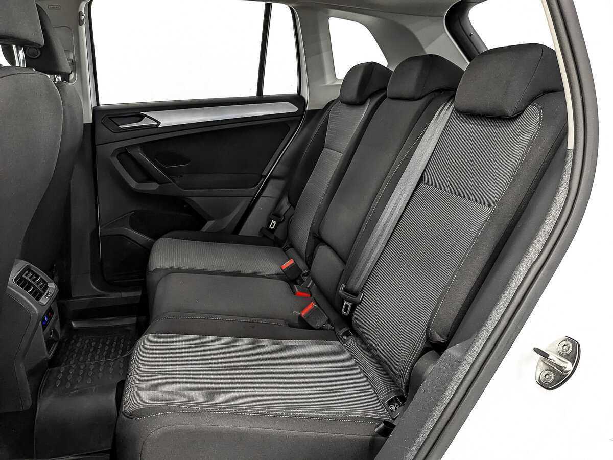 Купить Volkswagen Tiguan, 2021, 142 432 км, фото №18